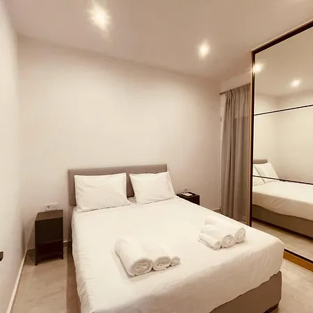 Your Place !! - 102 Apartment *